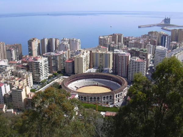 Marques De Robles Apartment Малага Екстериор снимка