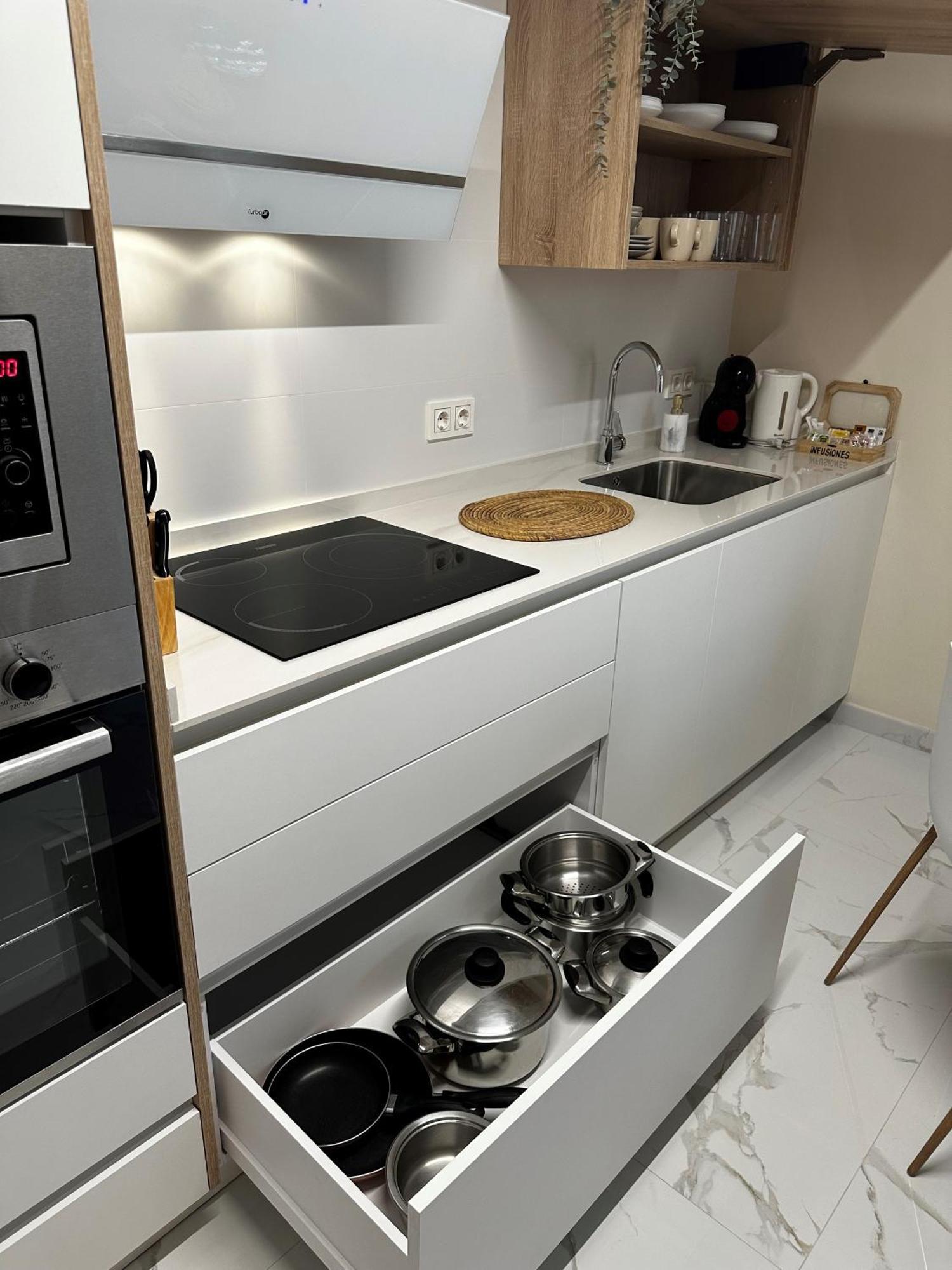 Marques De Robles Apartment Малага Екстериор снимка