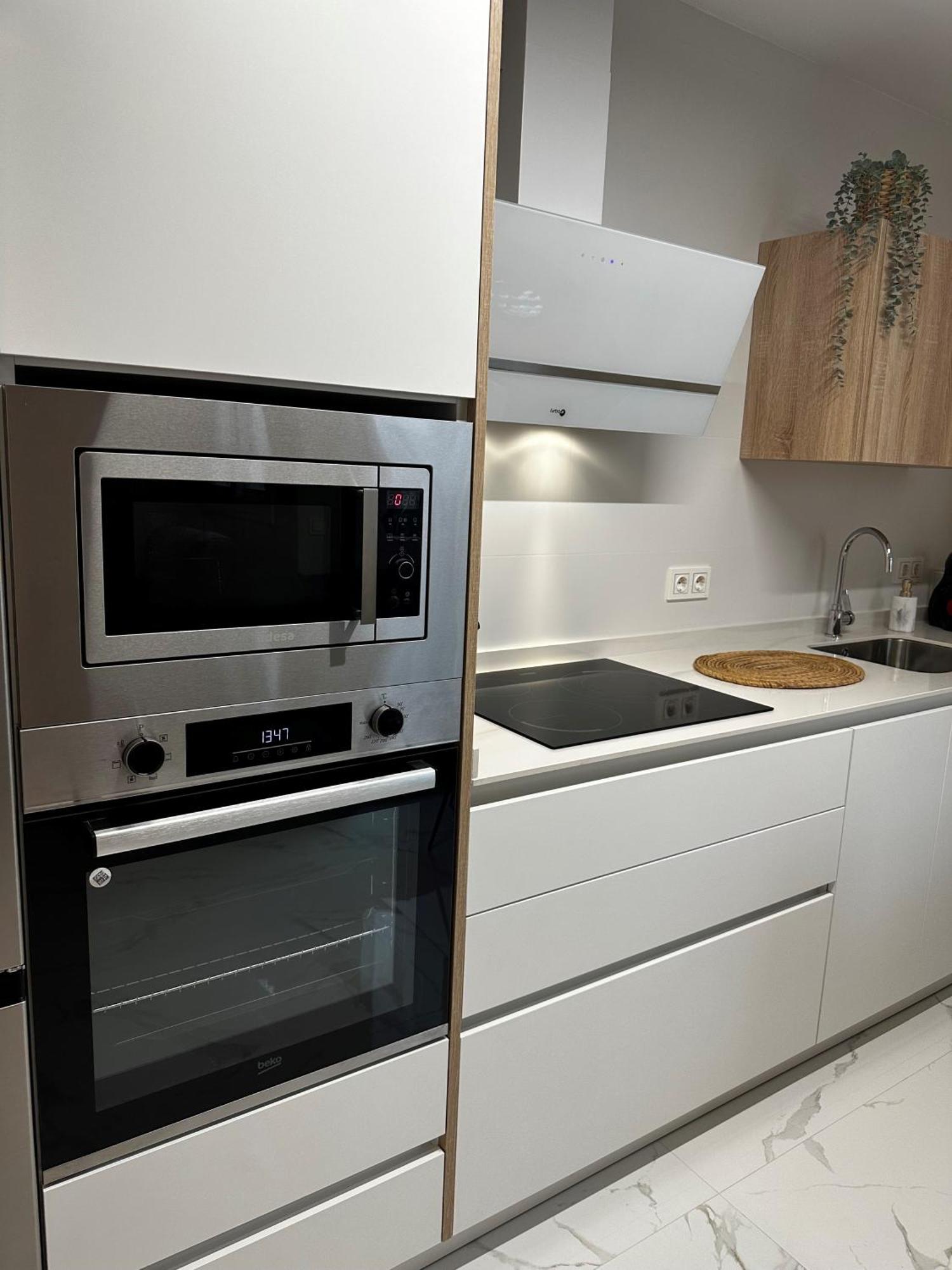 Marques De Robles Apartment Малага Екстериор снимка