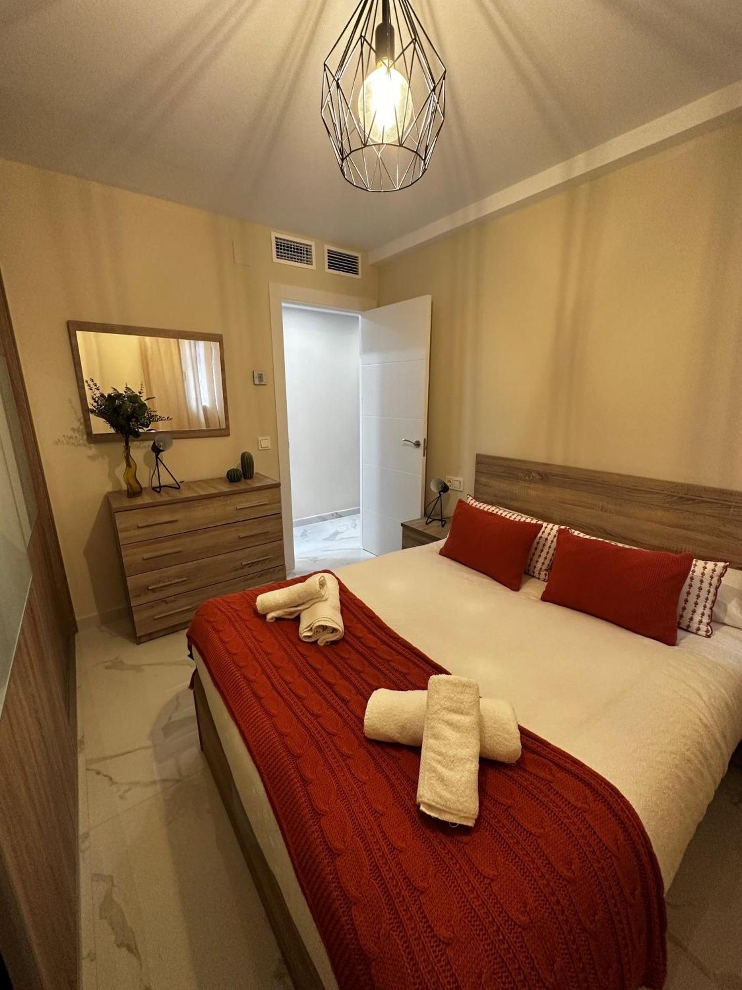 Marques De Robles Apartment Малага Екстериор снимка